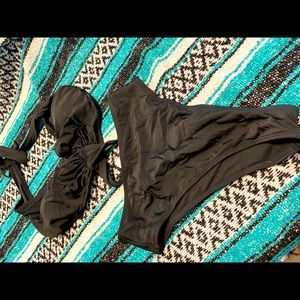 Women’s Express one piece swimsuit. Medium. NWT